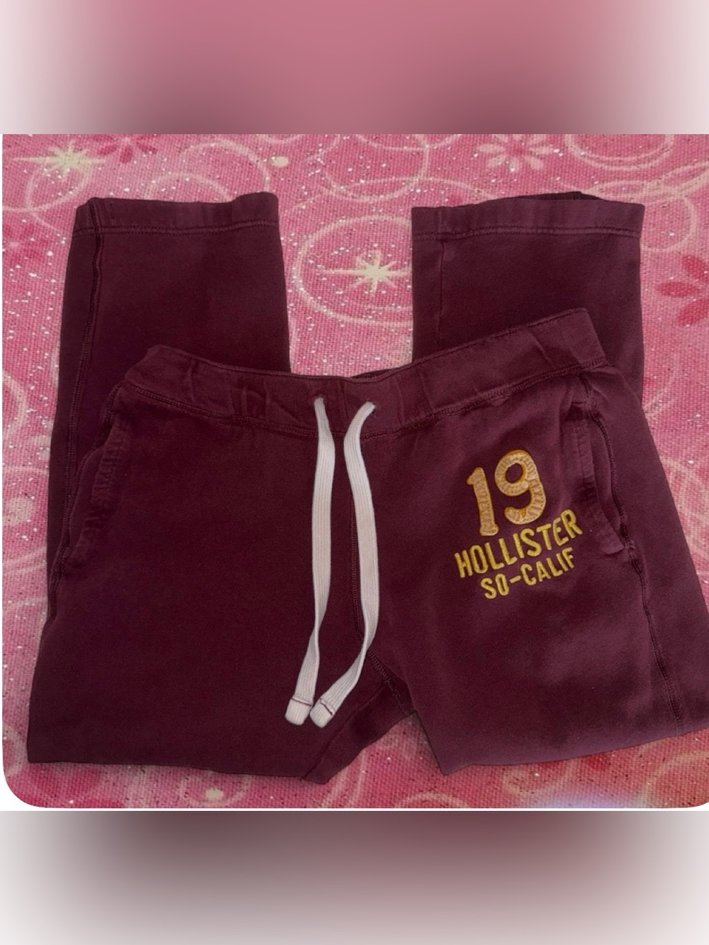 Vintage Hollister Burgundy Jogger Sweatpants with Yellow Logo